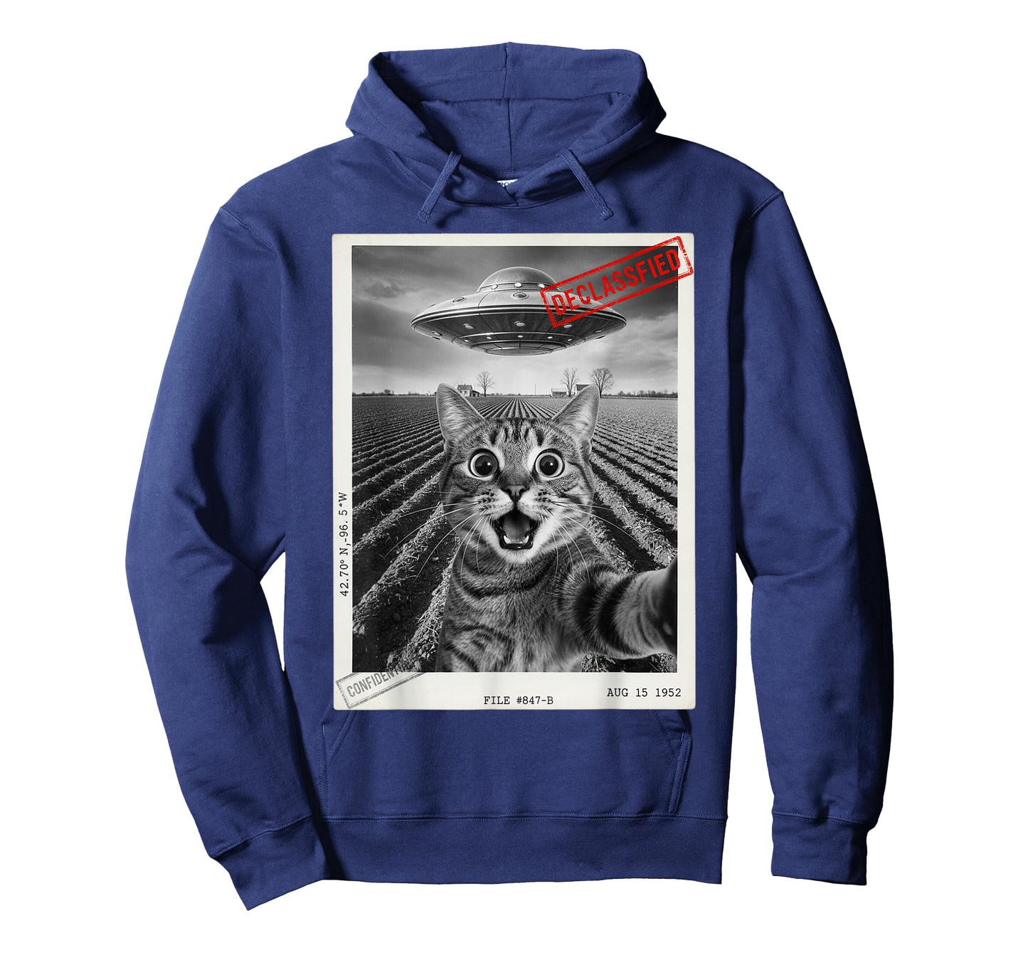 Cat Selfie UFO Alien Funny Surprised Cat Meme Men Women Kid T-Shirt
