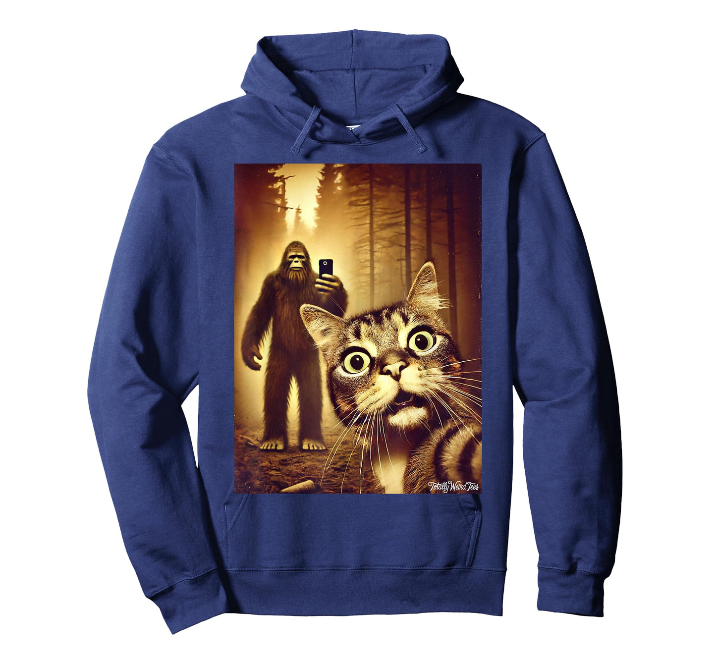 Cat Sasquatch Selfie Funny Forests Bigfoot Art T-Shirt