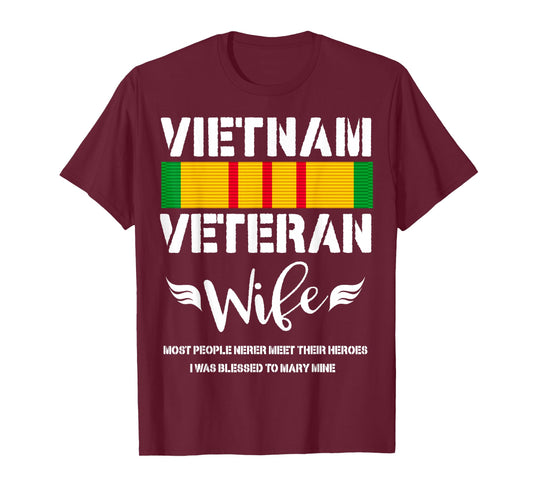 Vintage Tee Proud Vietnam Veteran Wife USA Veteran's Day Tee T-Shirt