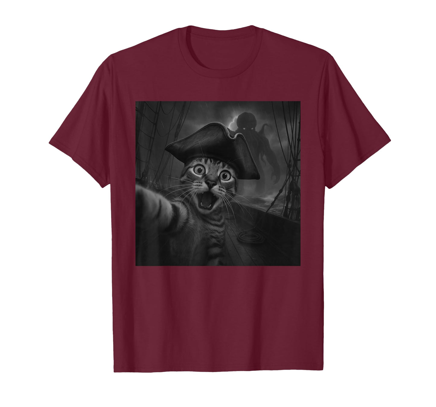 Cat Selfie with Cthulhu Cosmic Horror Funny Meme Men Women T-Shirt