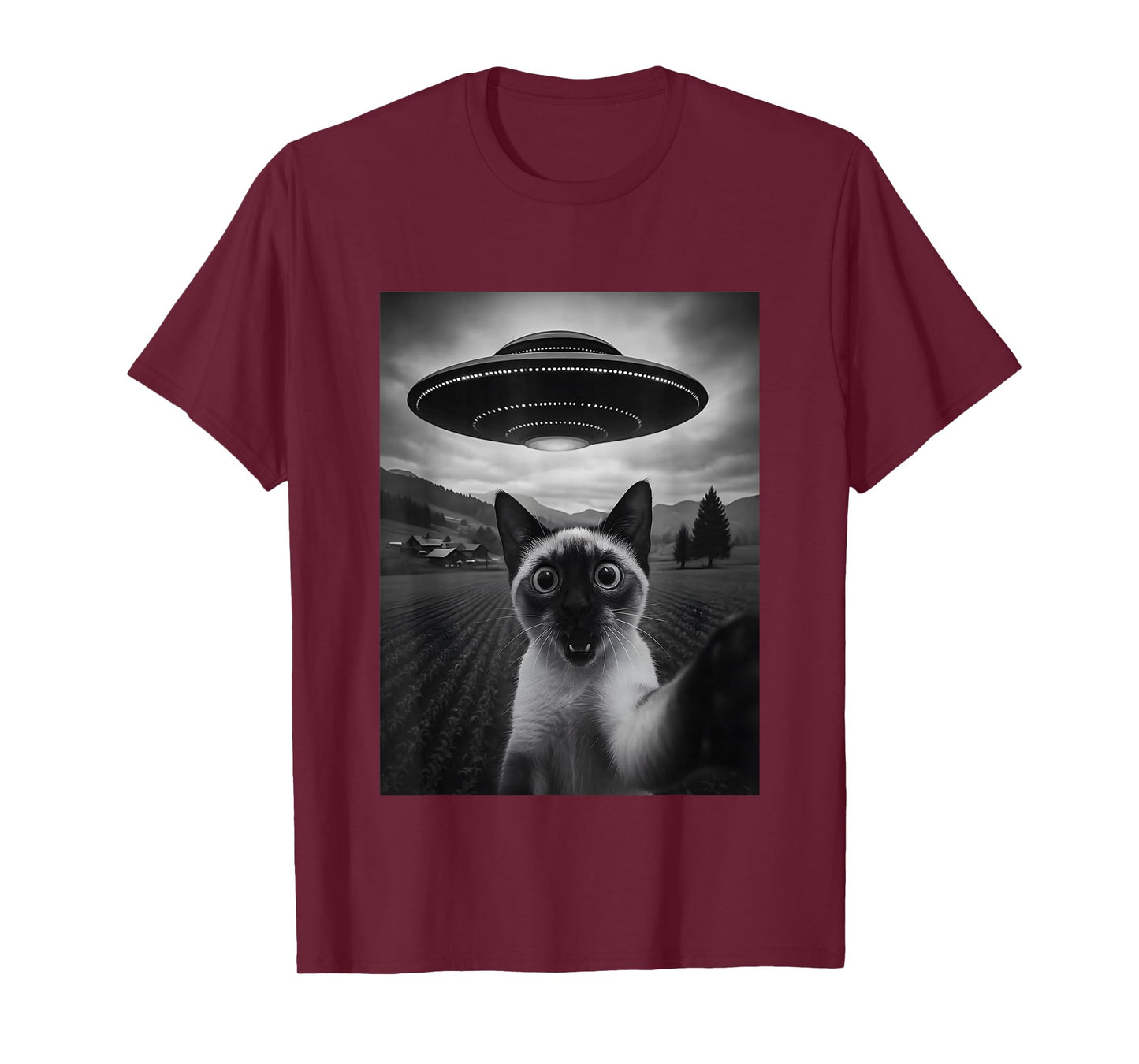 Siamese Cat Selfie Funny Alien Abduction Meme Artwork T-Shirt