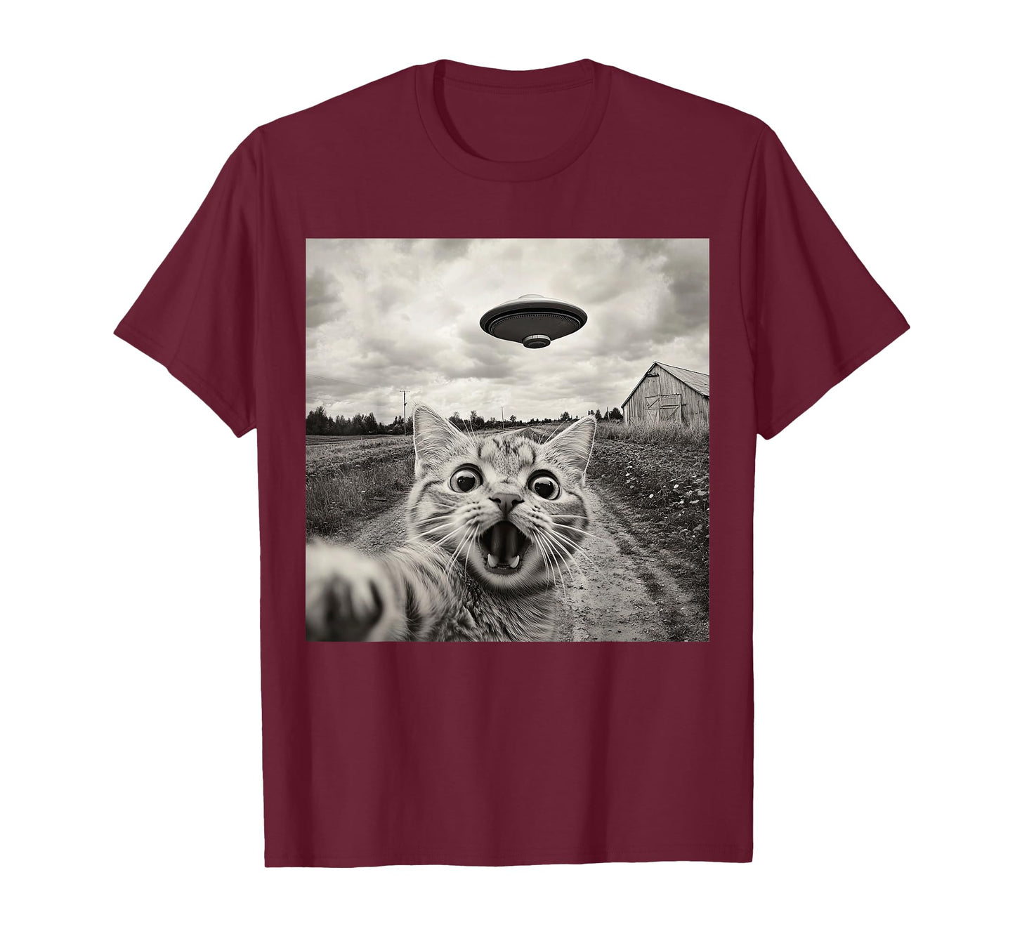 Funny Cat UFO Alien Selfie T-Shirt