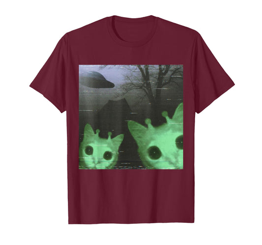 Alien Cats UFO Funny Creepy Cat Meme Gifts for Men Women Kid T-Shirt