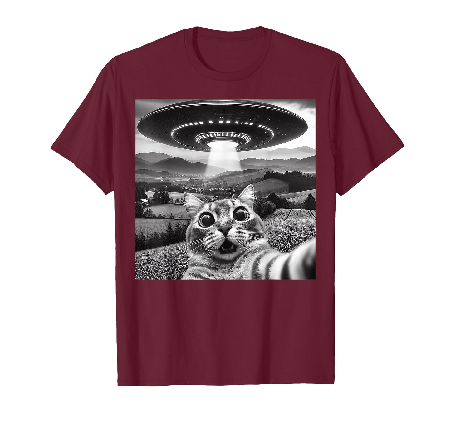 Cat Selfie With Alien UFO Funny Cat Gifts For Kid Men Women T-Shirt
