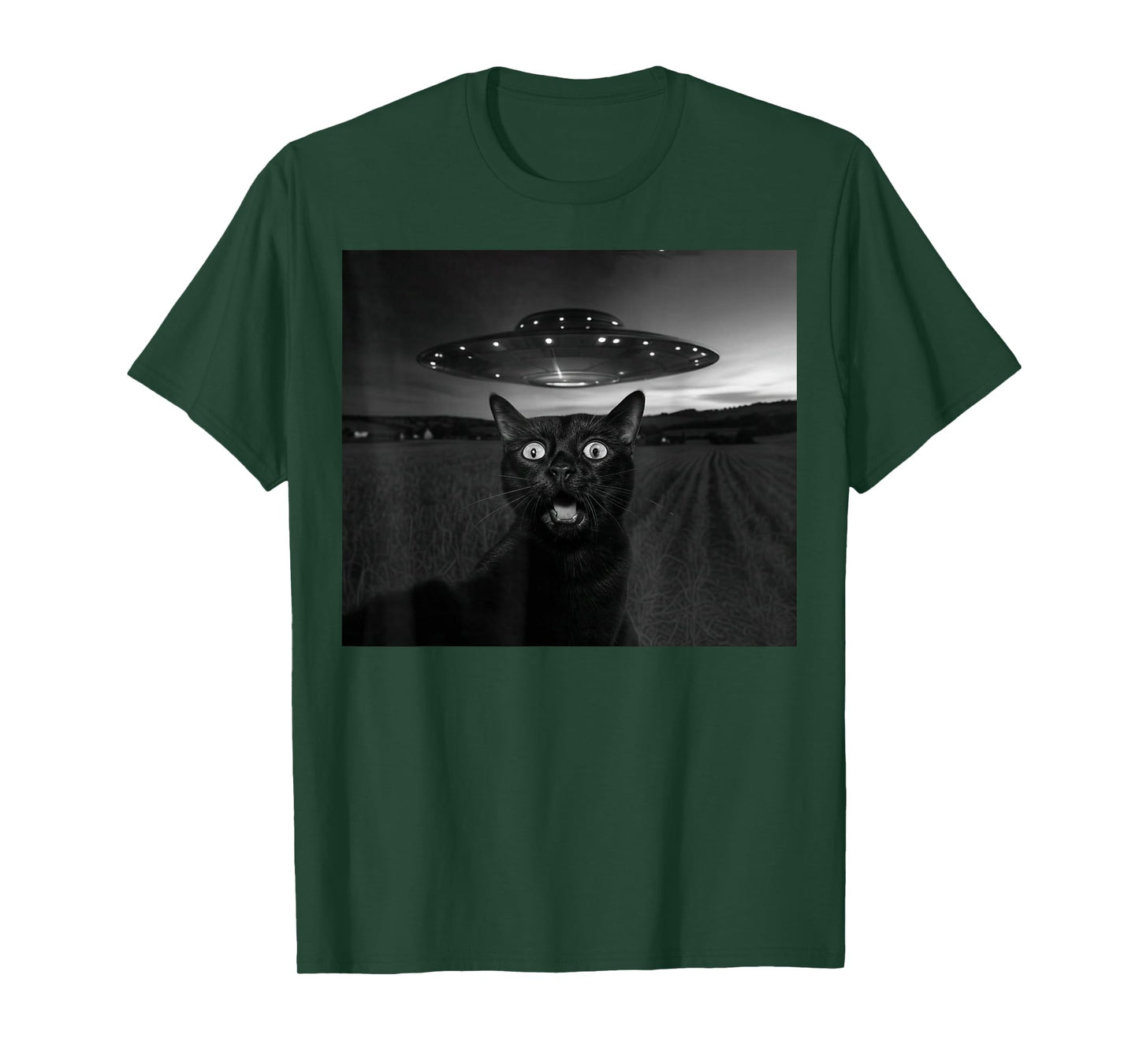 Cat Selfie with Alien UFO Funny Gifts for Men Women Boy Kid T-Shirt