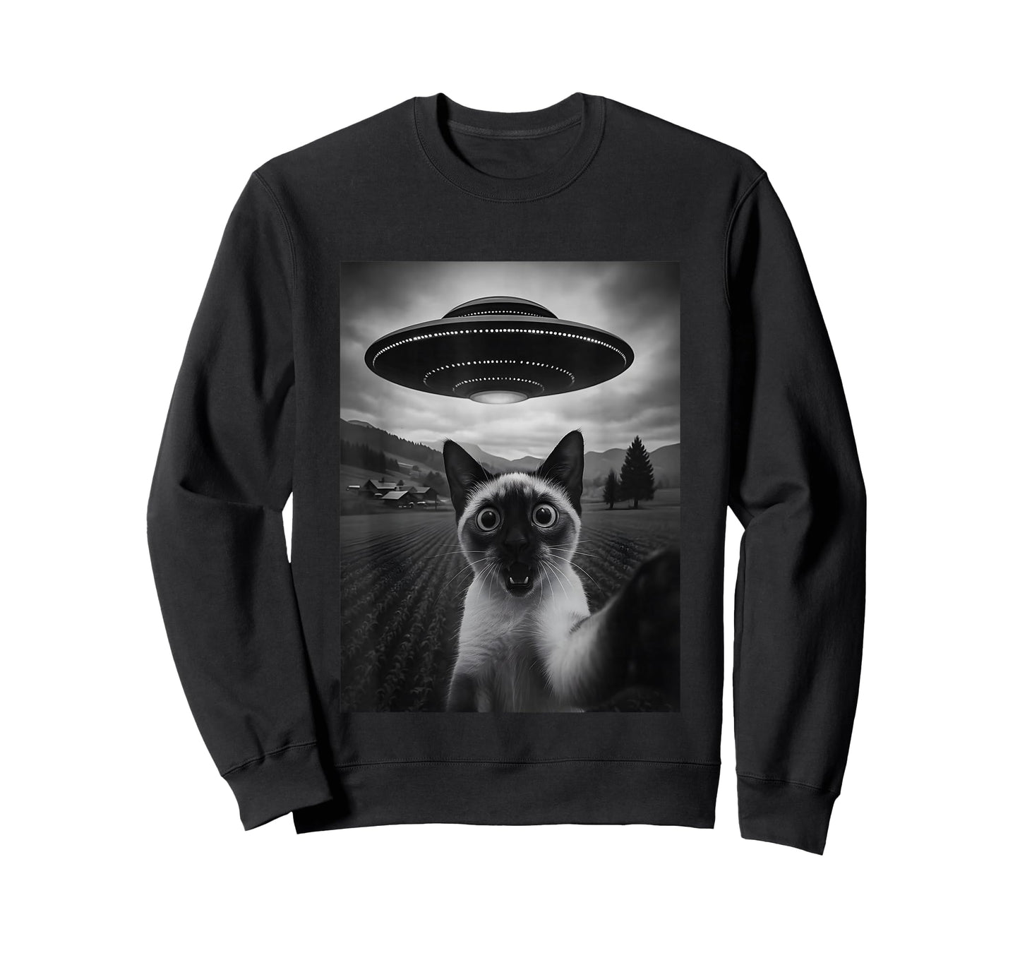 Siamese Cat Selfie Funny Alien Abduction Meme Artwork T-Shirt