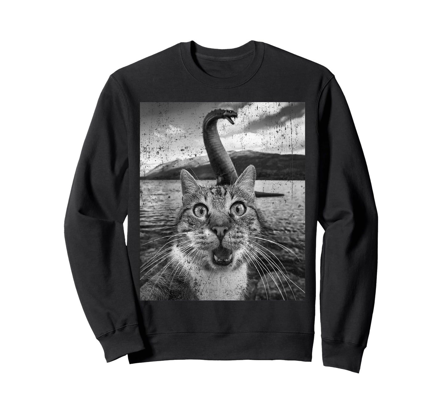 Funny Cat Selfie Loch Ness Monster Nessie Cat Lover T-Shirt
