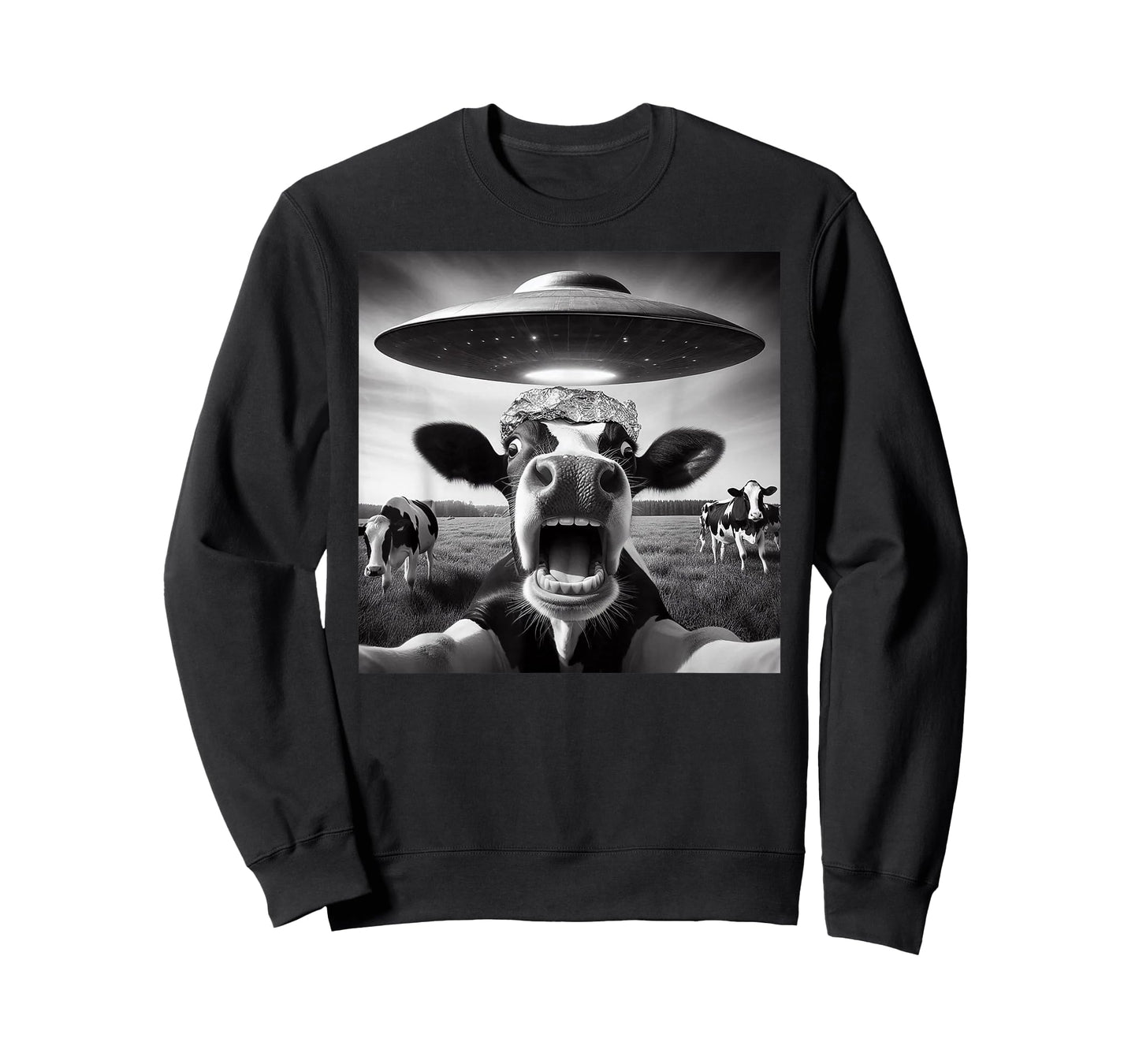 Funny Cow Abduction by UFO Selfie - Hilarious Alien Meme T-Shirt