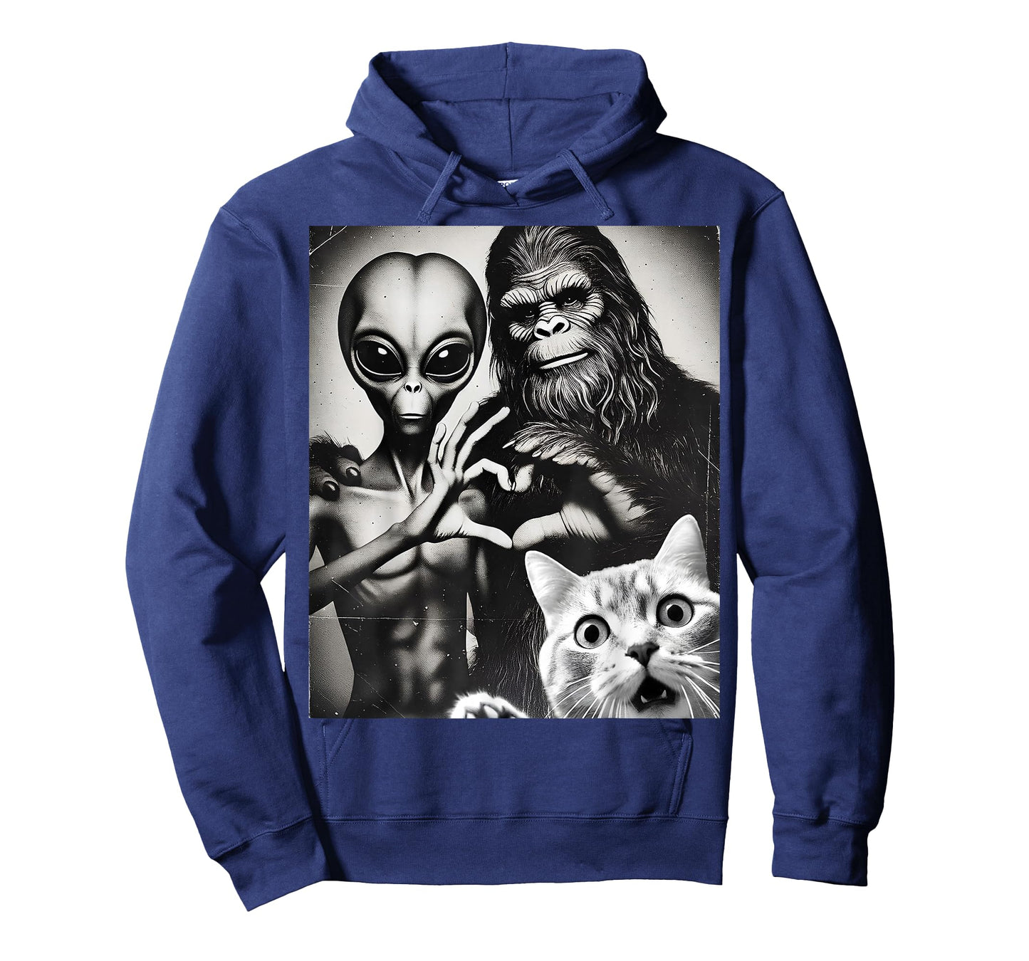 Funny Cat Selfie with Romantic Bigfoot in Love with Alien T-Shirt