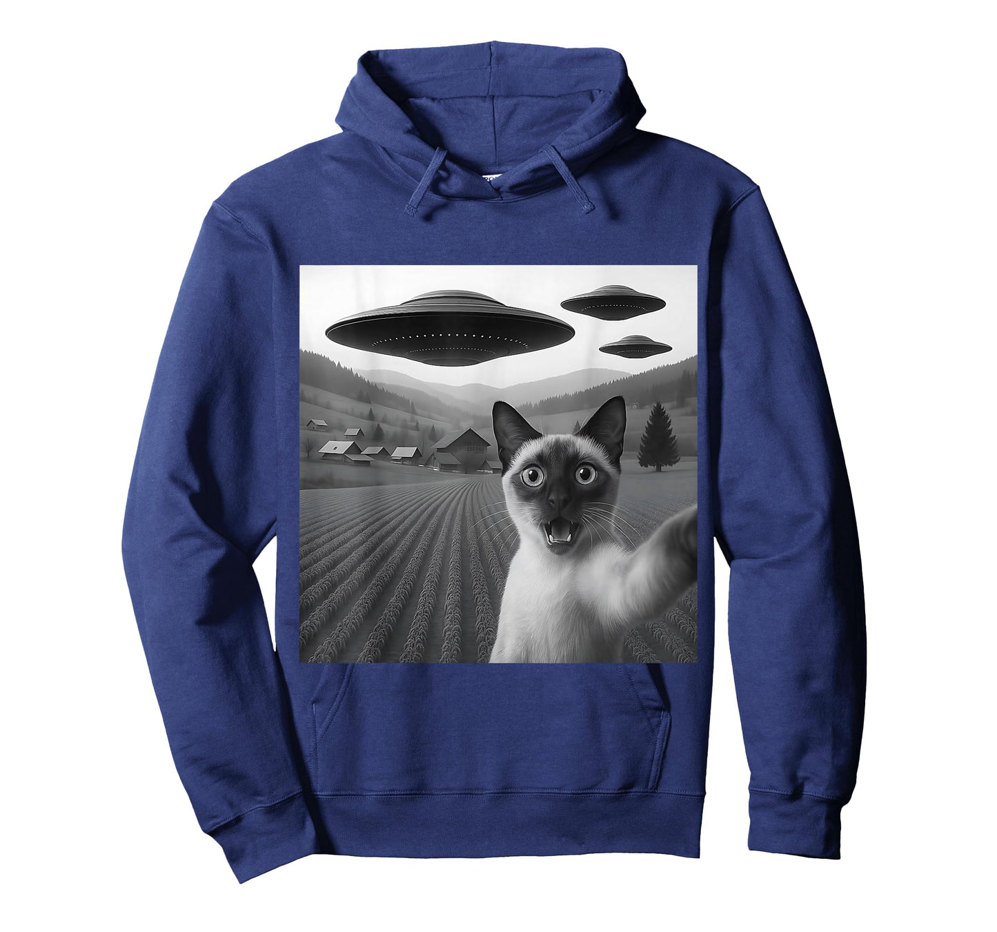 Siamese Cat Selfie With Alien UFO Funny Gifts For Cat Lovers T-Shirt