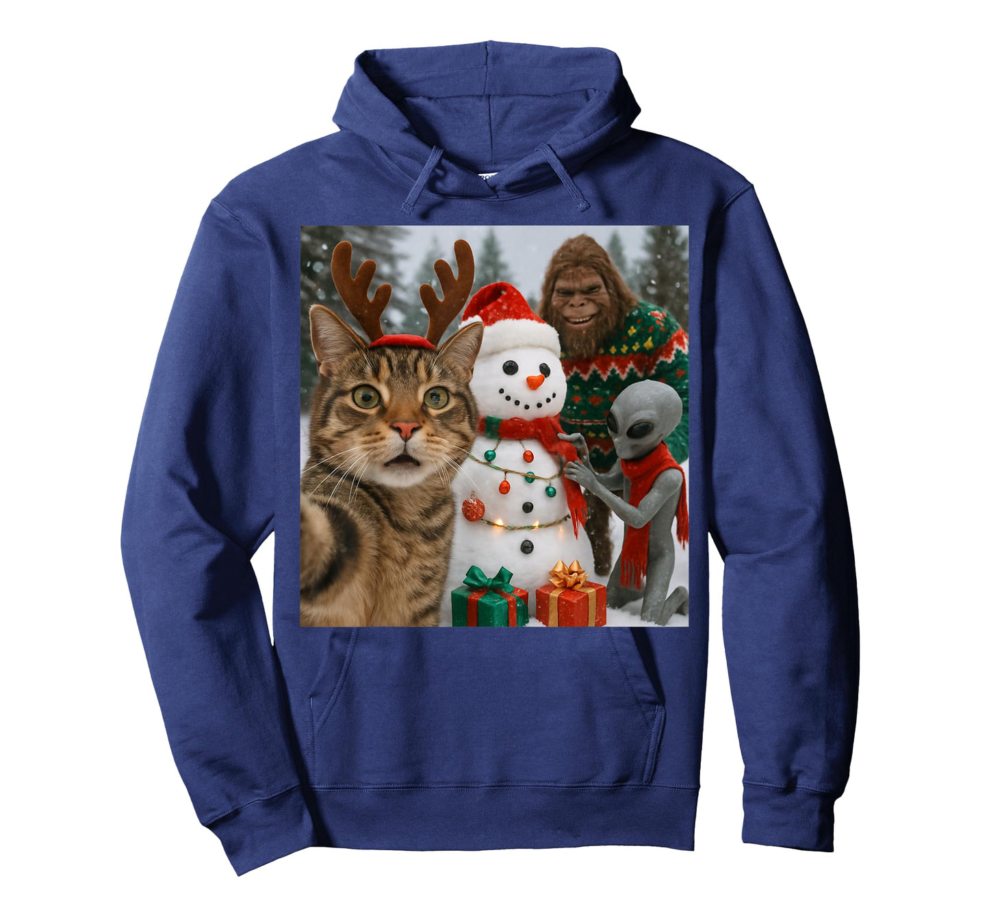 Funny Christmas Cat Selfie with Bigfoot Alien & Snowman T-Shirt