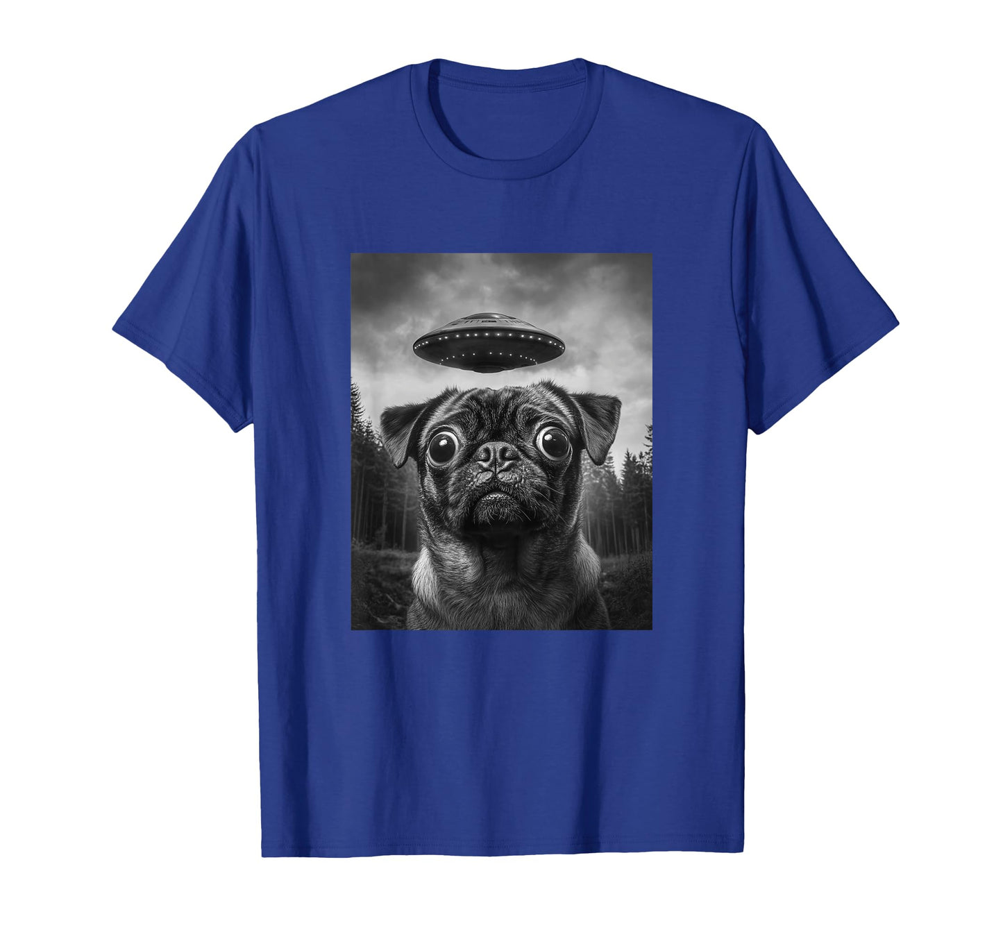 Funny Alien Pug Selfie with UFO T-Shirt