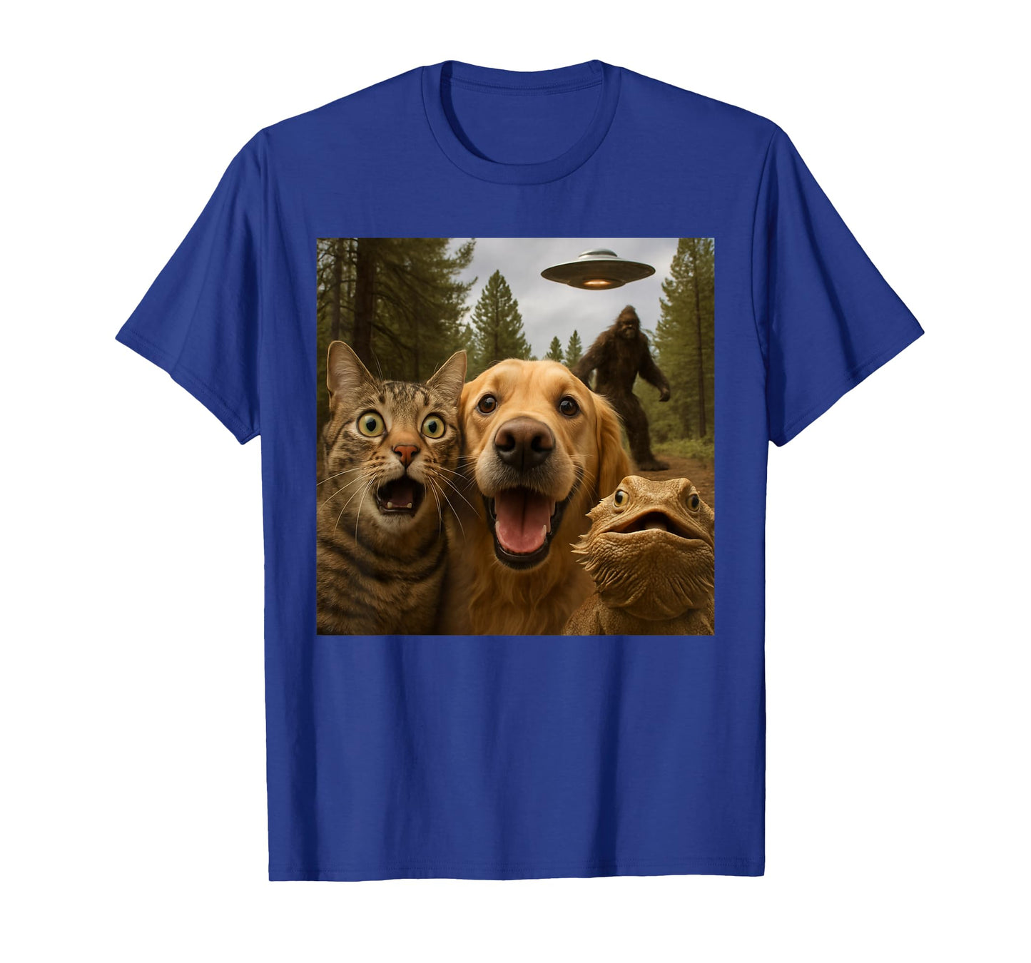Funny Cat Selfie with Bearded Dragon UFO & Bigfoot T-Shirt