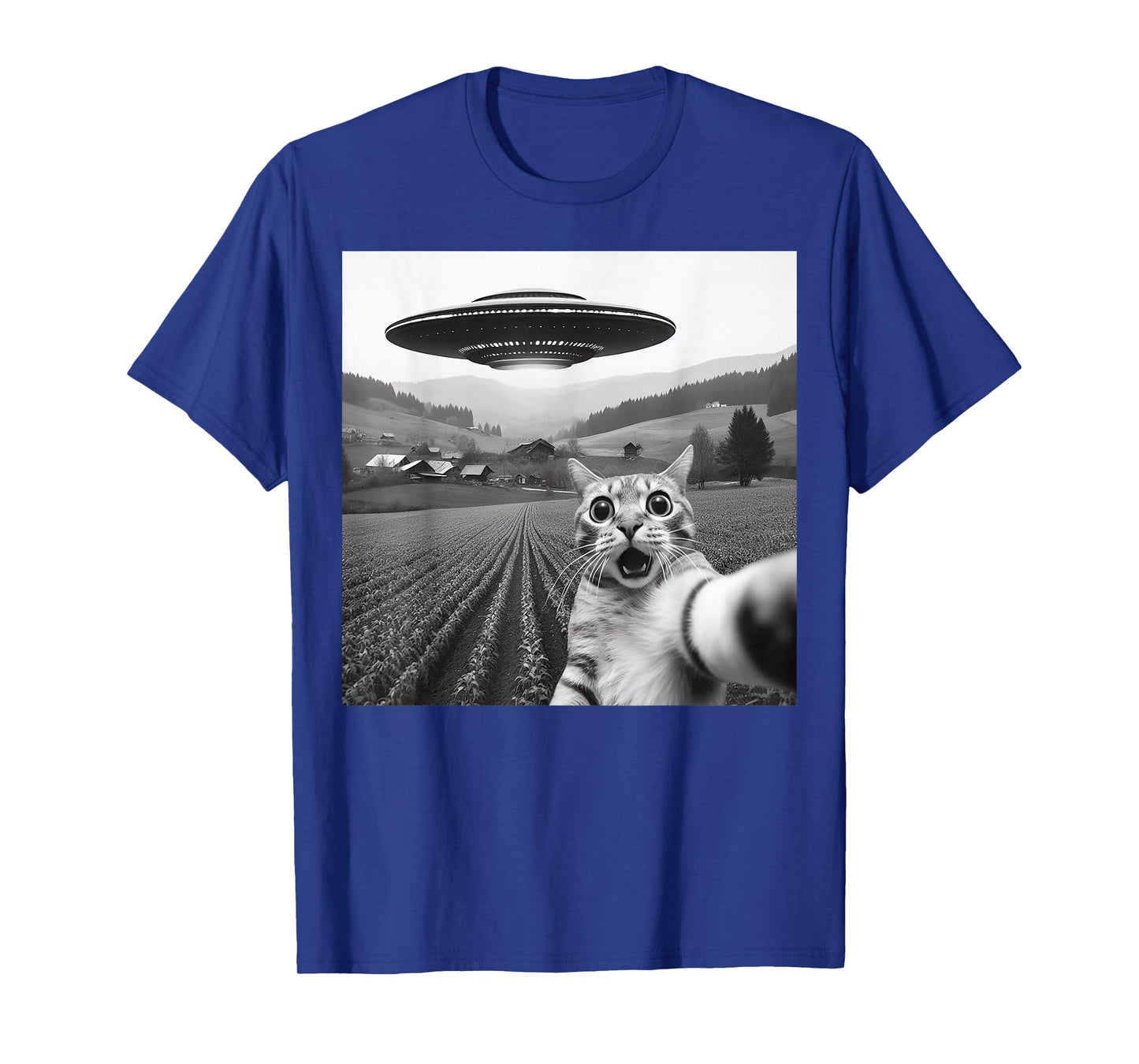 Cat Selfie with Alien UFO Funny Cat Gifts for Men Women Kid T-Shirt