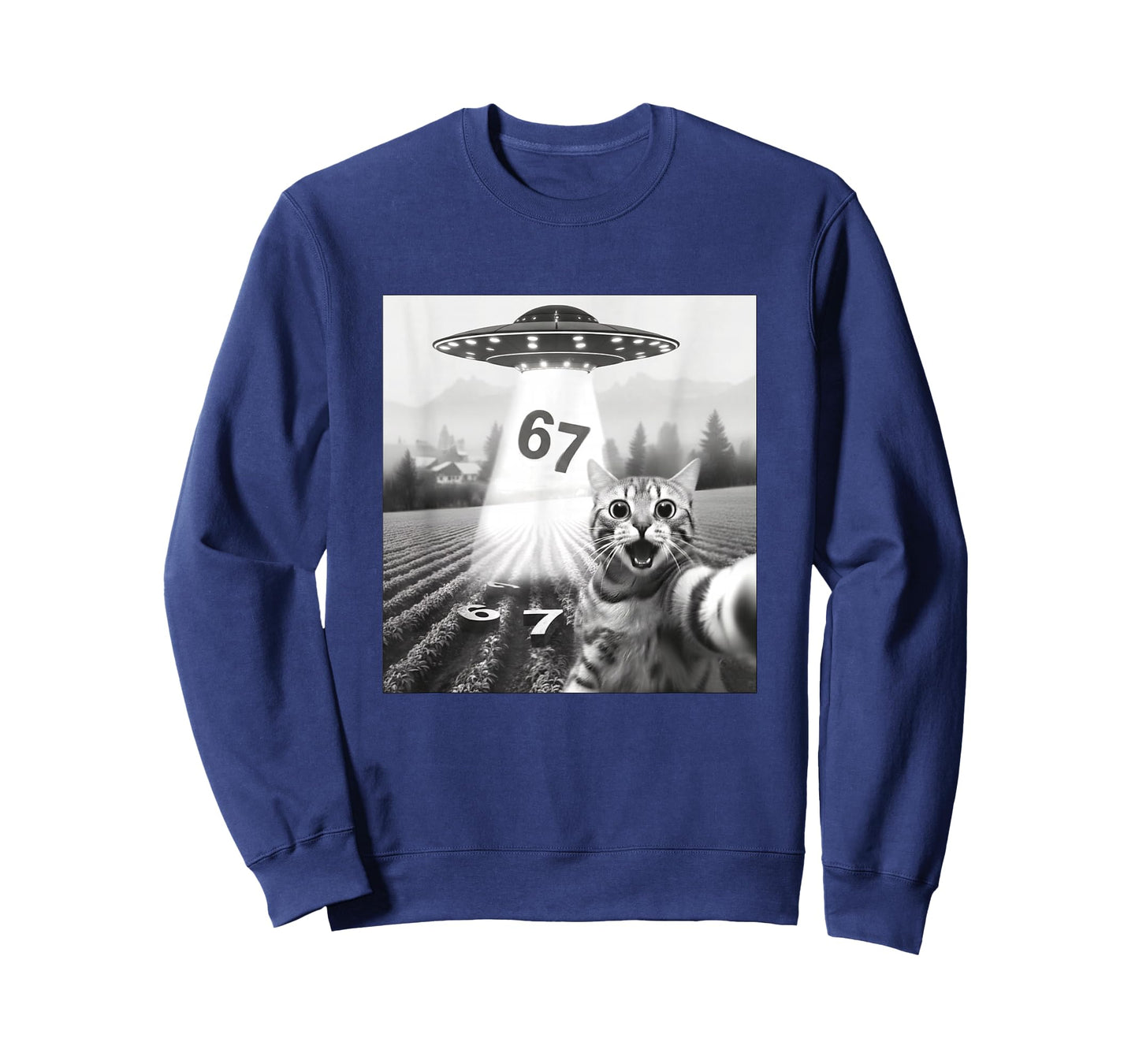 67 Cat Selfie with Alien UFOs Funny Cat Six Seven Meme UFO T-Shirt