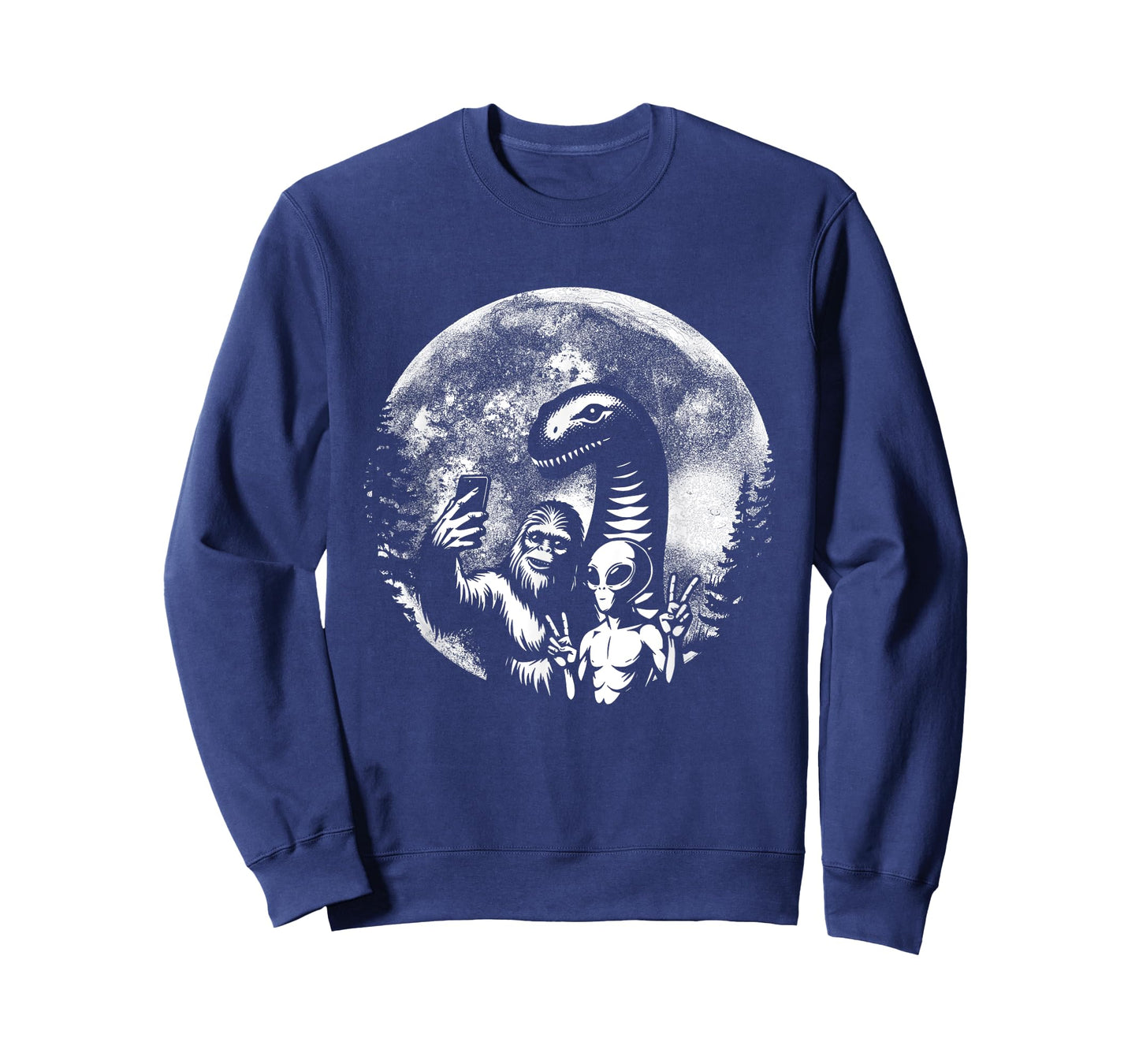 Funny Bigfoot Sasquatch Alien Loch Ness Full Moon Selfie T-Shirt