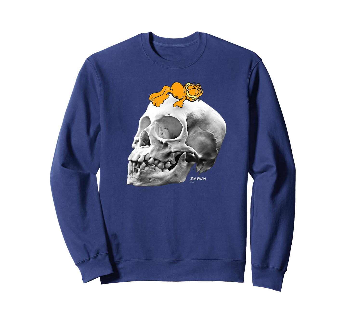 Garfield Lounging on Skull Spooky Cartoon Cat T-Shirt