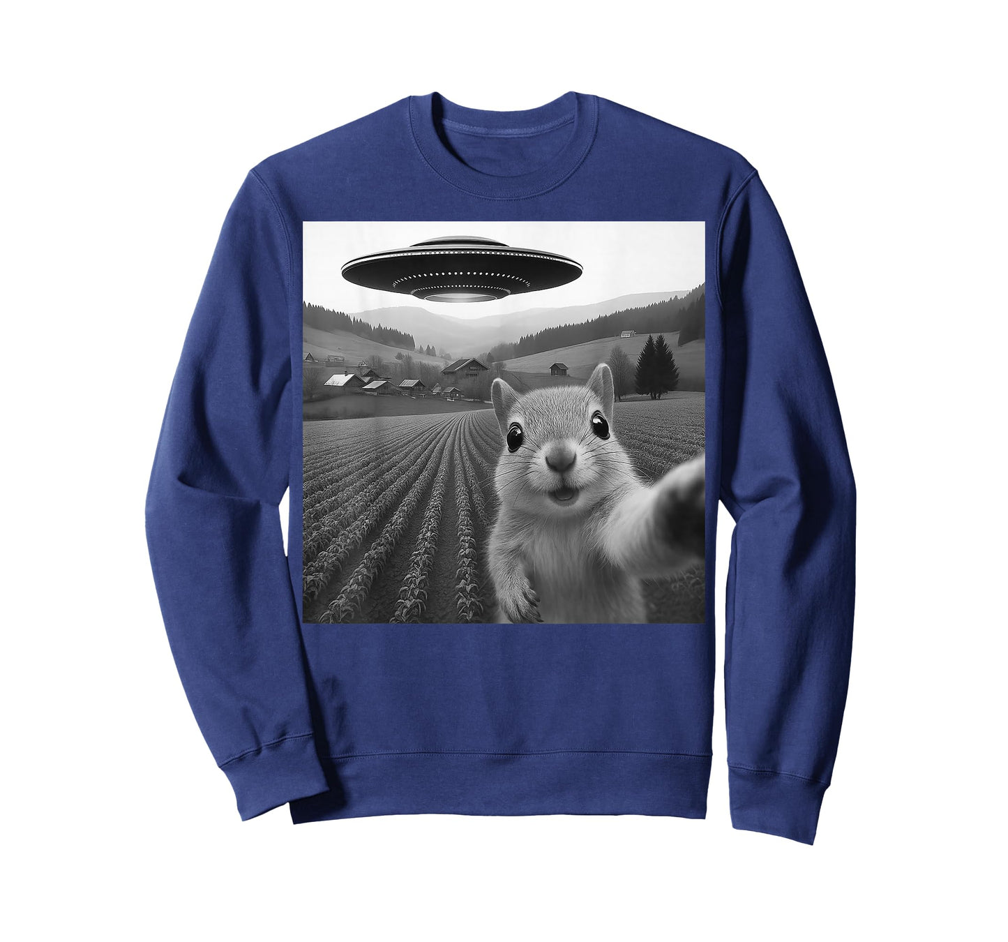 Squirrel Selfie with Alien UFO Funny Gifts for Men Women Kid T-Shirt
