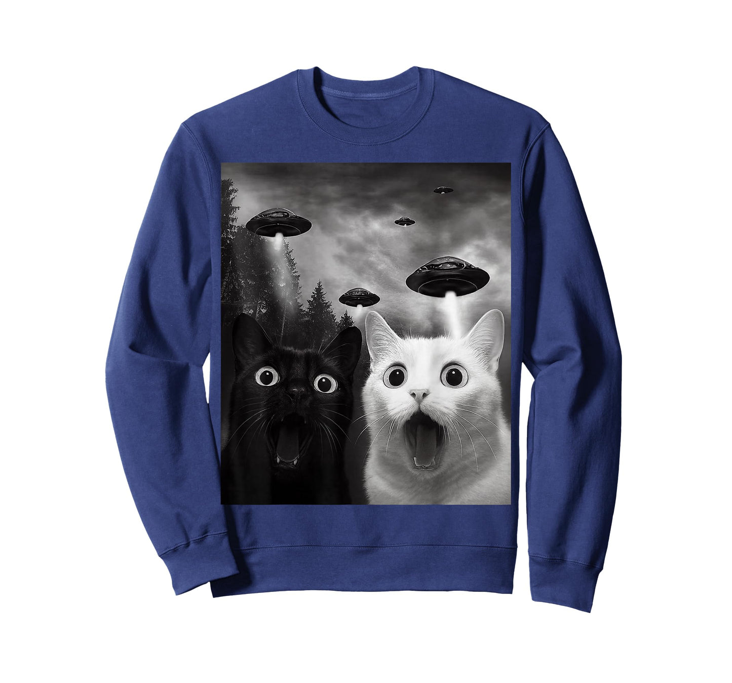 Cats Selfie with Alien UFO Funny Cat Gifts for Men Women Kid T-Shirt