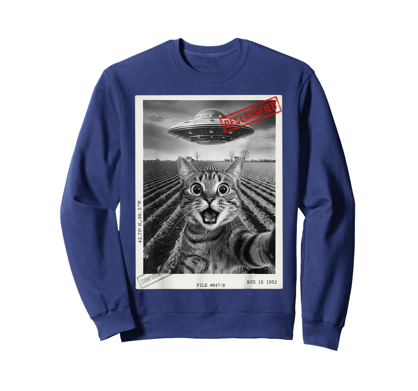 Cat Selfie UFO Alien Funny Surprised Cat Meme Men Women Kid T-Shirt