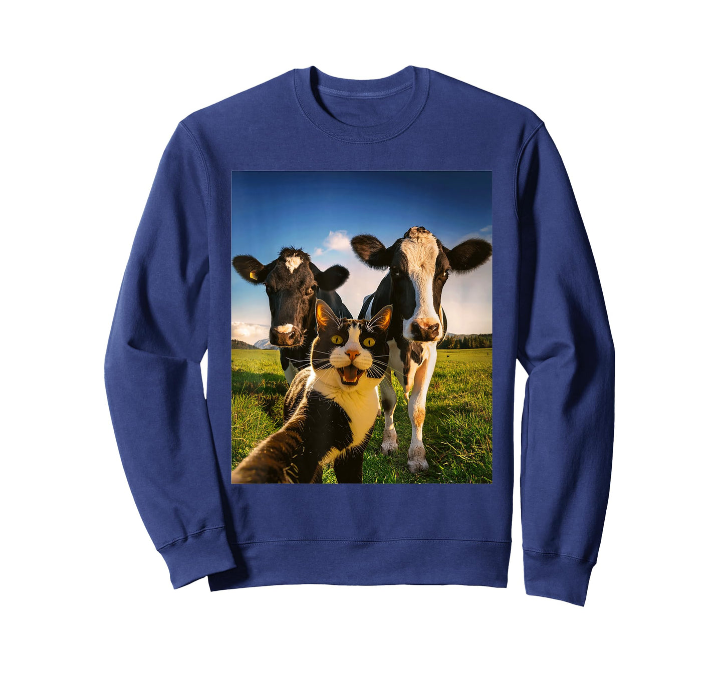 Funny Tuxedo Cat Selfie with Cows Farm Field Animal T-Shirt