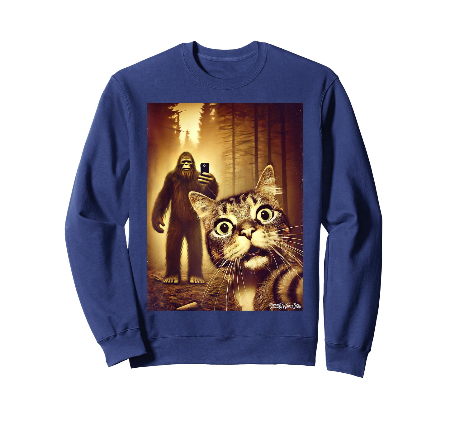Cat Sasquatch Selfie Funny Forests Bigfoot Art T-Shirt