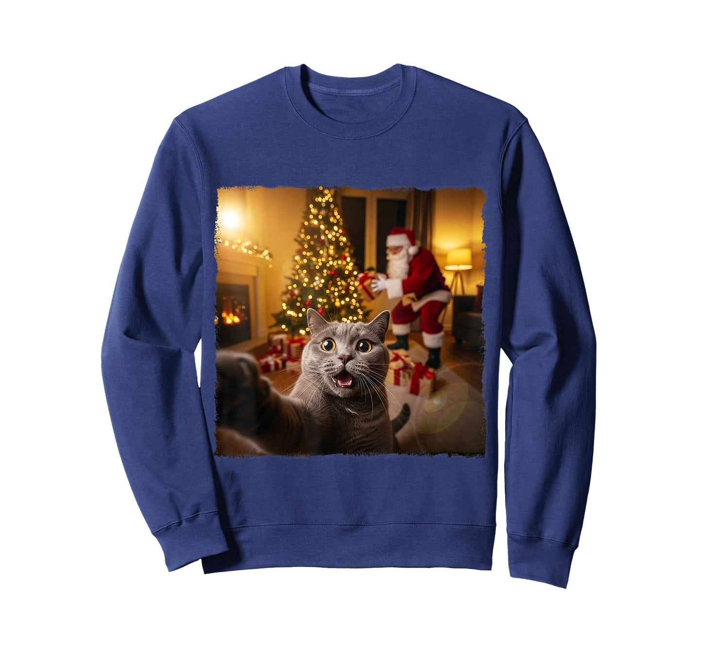 Holiday Xmas Fun Cat Selfie Santa Claus Gifts Christmas Tree T-Shirt