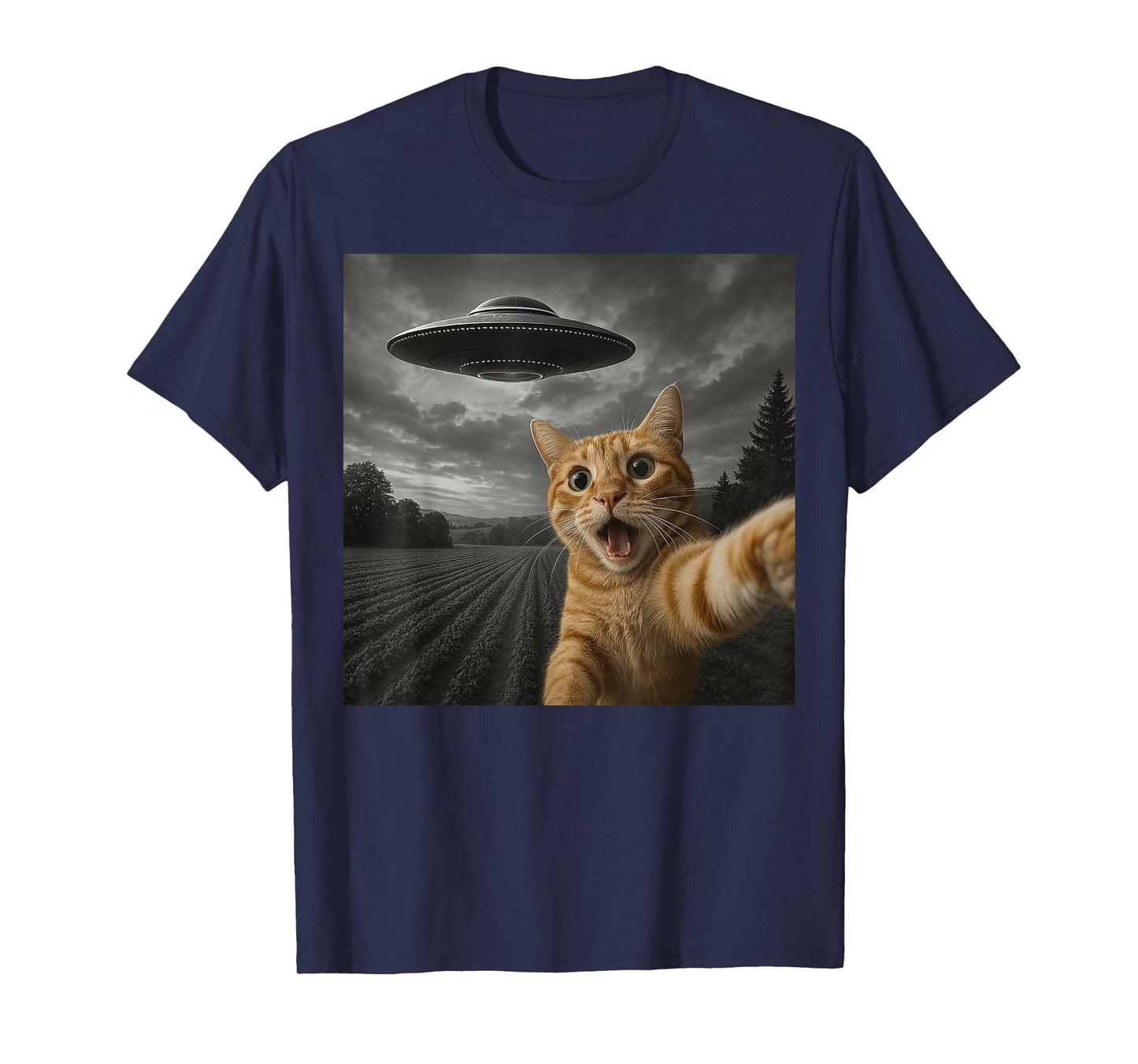 Cat Selfie with Alien UFO Funny Cat Gifts for Men Women Kid T-Shirt