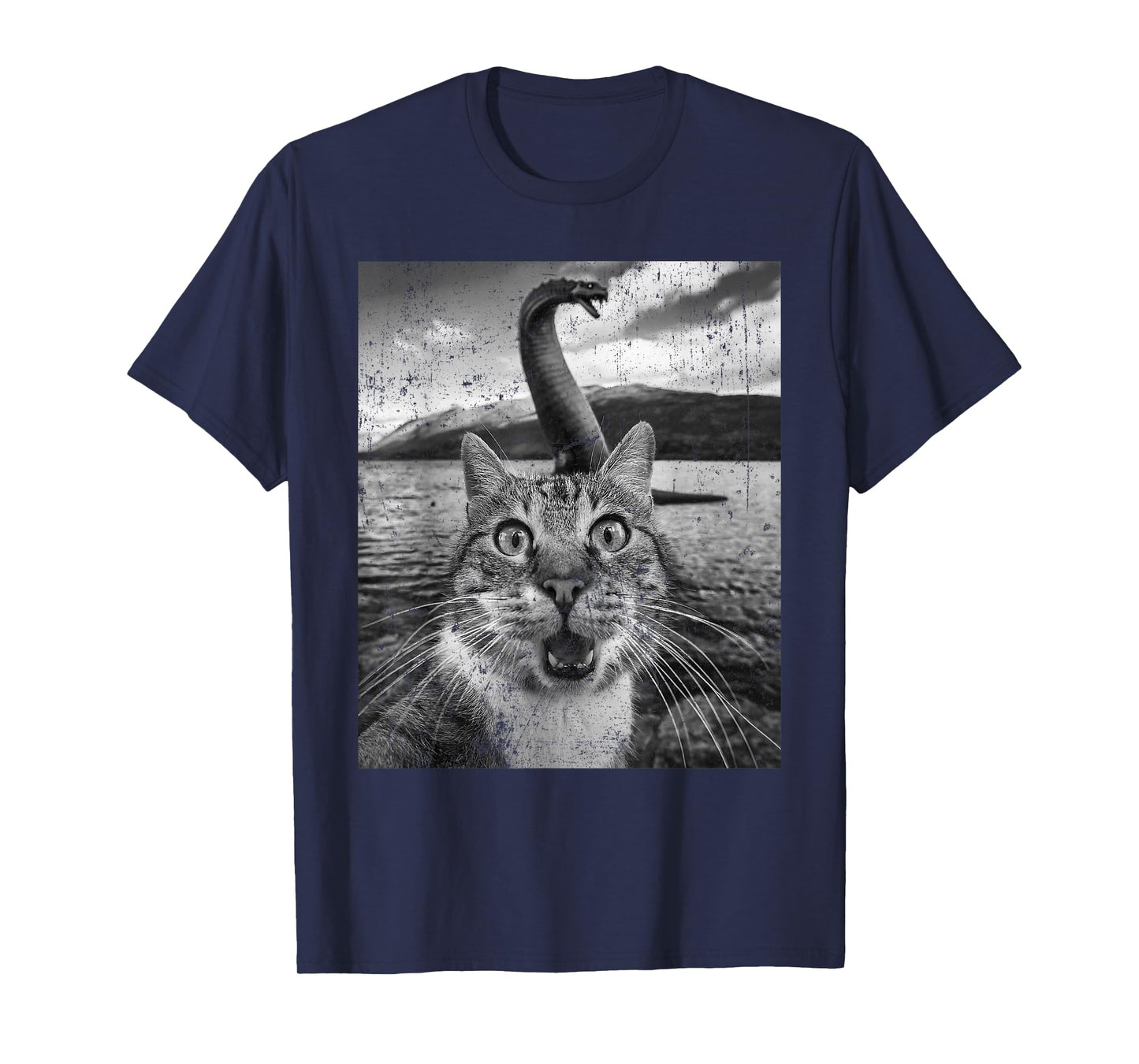 Funny Cat Selfie Loch Ness Monster Nessie Cat Lover T-Shirt