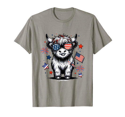 Cute Highland Cow 4th of July USA Flag Patriotic Cow Farmer T-Shirt