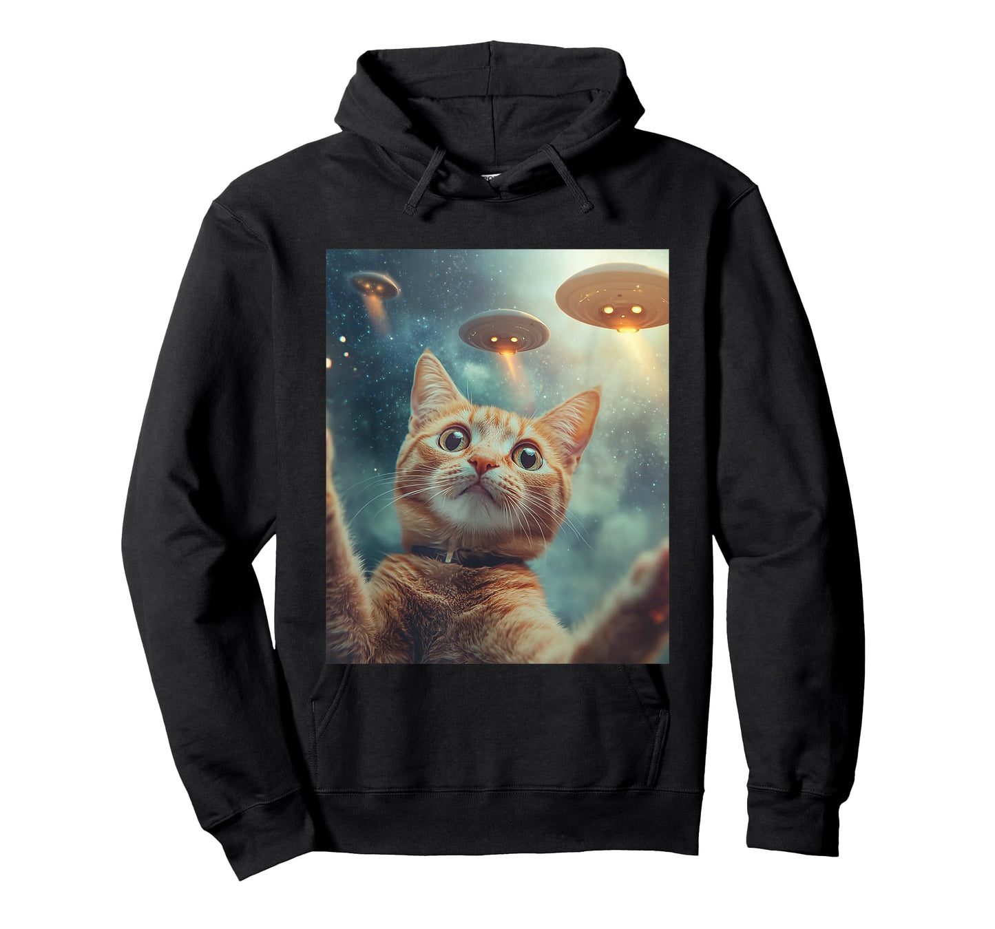 Cat Selfie with UFOs Aliens Kitten Funny Graphic T-Shirt