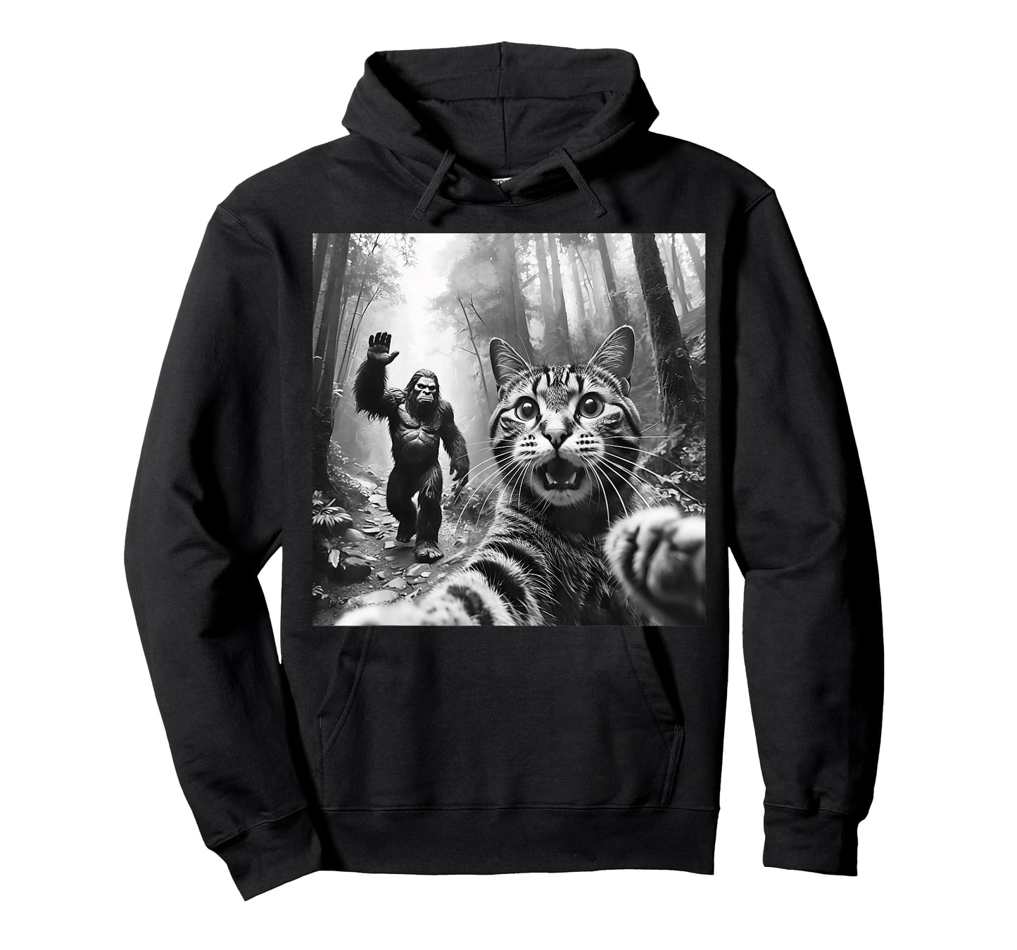 Surprised Scared Cat Selfie with Bigfoot Sasquatch Funny T-Shirt