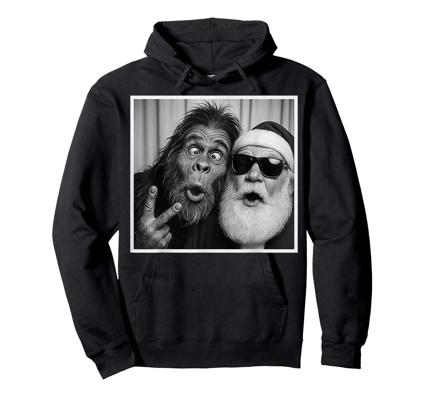 Funny Bigfoot photobooth with Santa Christmas Xmas T-Shirt