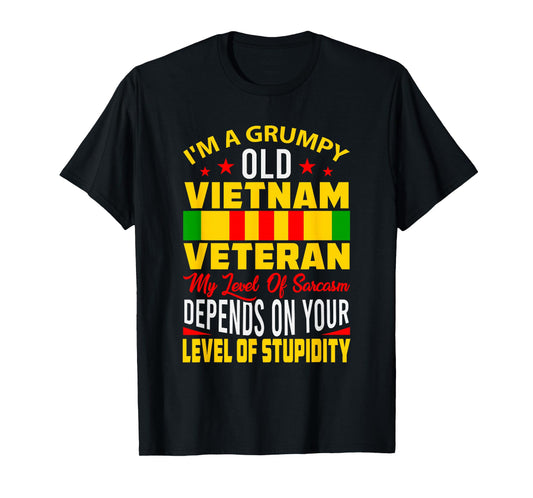Funny Old Men Retirement Sarcasm Gift Vietnam Veteran T-Shirt