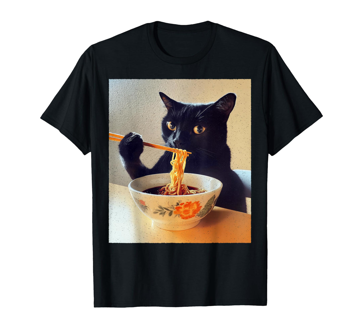Real Ramen Cat – Eating Japanese Noodles Funny Black Kitty T-Shirt