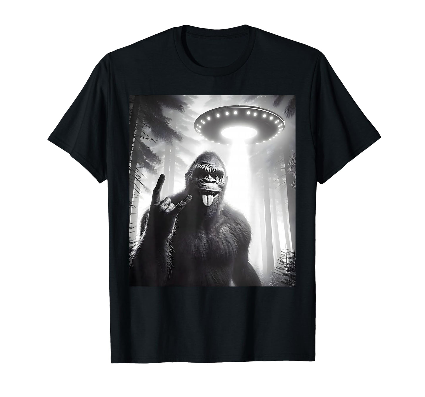 Funny Sasquatch Bigfoot Selfie with UFO Alien Rock Sign T-Shirt