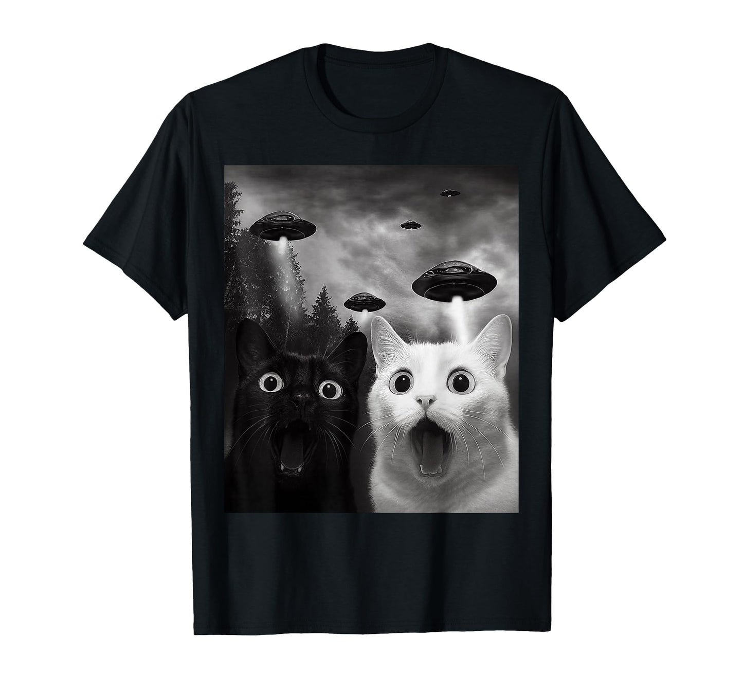 Cats Selfie with Alien UFO Funny Cat Gifts for Men Women Kid T-Shirt