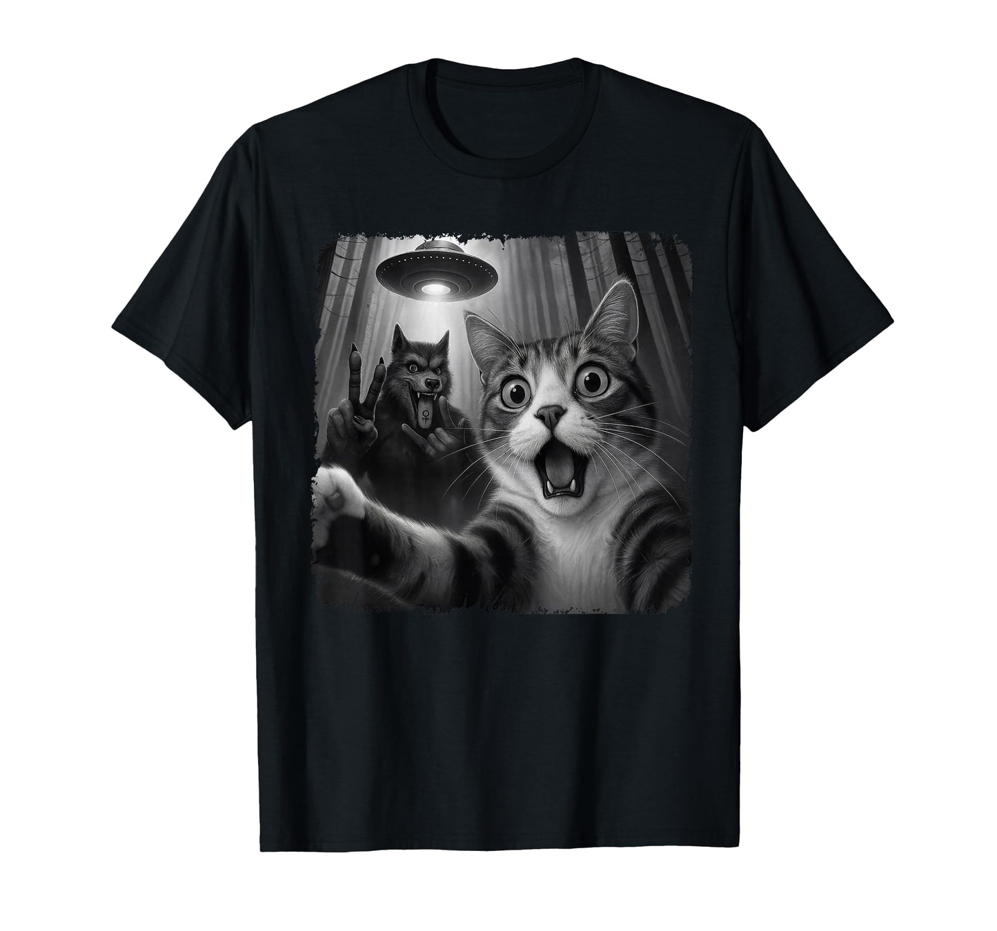 Cat Selfie With Alien UFO Alpha Wolf Funny Cat Taking Selfie T-Shirt